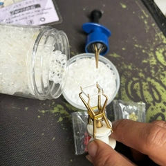 Hũ Chun Và Kẹp Chun Dùng Gắp Trùn, Buộc Hạt Xã, Kẹp Hạt Đan Câu Cá