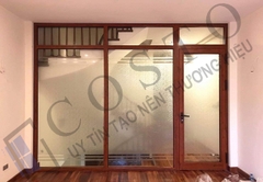 Cửa đi mở quay 1 cánh màu vân gỗ