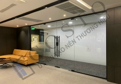 Cửa kính thủy lực 2 cánh