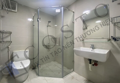 Phòng Tắm Kính 135 Độ