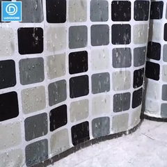 Màn treo nhà tắm họa tiết ô vuông cao cấp