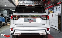 Bodykit Victor Thái Lan mặt ca lăng chữ Ford cho Ford Everest 