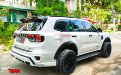 Bodykit Victor Thái Lan mặt ca lăng Mustang Ngựa cho Ford Everest