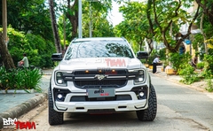 Bodykit Victor Thái Lan mặt ca lăng Mustang Ngựa cho Ford Everest