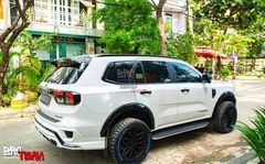 Bodykit Victor Thái Lan mặt ca lăng Mustang Ngựa cho Ford Everest