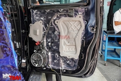 Dán cách âm chống ồn xe Toyota Hilux