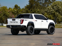 Dán phim cách nhiệt 3M cho xe Toyota Hilux