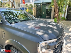 Dán wrap đổi màu xe Ford Everest