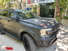 Dán wrap đổi màu xe Ford Everest