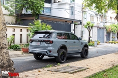 Dán wrap đổi màu xe Ford Everest