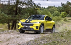 Độ mâm xe ô tô Ford Mustang Mach-E