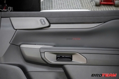 Nội thất Carbon Fiber mờ cho Ford Ranger Raptor