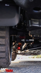 Hạ gầm Ford Everest với bộ phuộc Profender