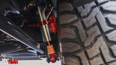 Hạ gầm Ford Everest với bộ phuộc Profender