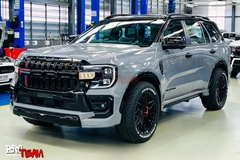 Mặt ca lăng Maserati Thái Lan cho Ford Everest
