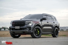 Mặt ca lăng Maserati Thái Lan cho Ford Everest