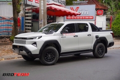 Ty hạ bửng lắp đặt xe Toyota Hilux