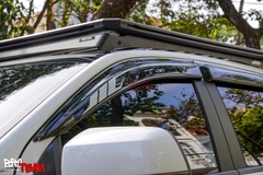 Vè che mưa Ford Ranger