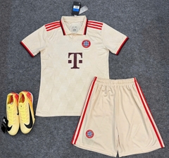 QA BÓNG ĐÁ BAYERN MUNICH KEM FEX 24/25