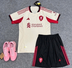 QA LIVERPOOL KEM ĐỎ 25/26