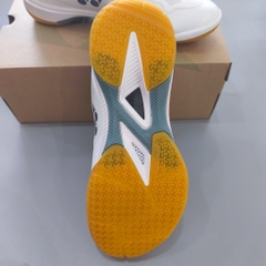 Giày cầu lông Yonex SHB 65Z4 2026