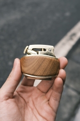 Honest Satin Gỗ Nâu Vàng  - Phiên Bản Auto đánh lửa
