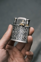 Bật Lửa Hoa văn - Bạc Cổ- Bánh xe tròn