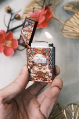 Bật Lửa - Quẹt ngang - Mèo Thần Tài