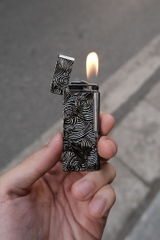 Bật Lửa Quẹt Ngang - Vân Xoáy Đen