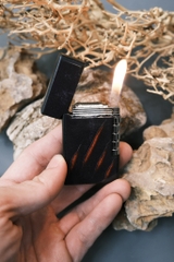 Bật Lửa - Quẹt ngang  - Móng Vuốt