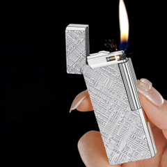 Bật Lửa Quẹt Ngang - Vân Xước Chéo- phiên bản Bạc