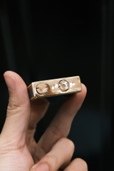 Bật Lửa Derui - Viền Vàng 4 Góc -Phiên Bản Sơn Mài Đen