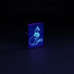 Bật Lửa ZIPPO - Classic - Black Light -Spiritual Cat Design Black Matte (Mèo Ai Cập)