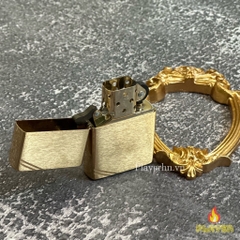 Bật Lửa ZIPPO - Vintage - Slashes Brushed Brass (Chặt Góc Đồng)