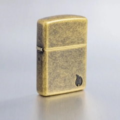 Bật Lửa ZIPPO - Armor®-Antique Brass Flame Design (Vàng Cổ Lửa)