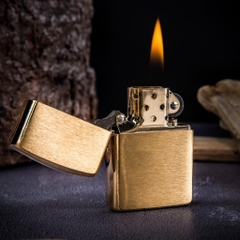 Bật Lửa ZIPPO - Armor - Brushed Brass (Đồng Trơn Phay Ngang)