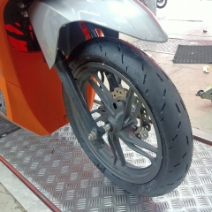 MICHELIN PILOT MOTOGP 80/90-14 - VỎ KHÔNG RUỘT