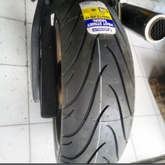 MICHELIN PILOT STREET RADIAL SIZE 180/55ZR17 - VỎ KHÔNG RUỘT