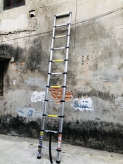 Thang nhôm rút gọn NiNDA ND-32 đai đen cao 3m2