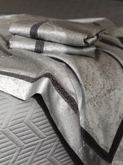 𝐄𝐏𝐇𝐀𝐍 𝐇𝐎𝐔𝐒𝐄