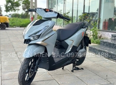 Xe máy điện Yadea VeLax