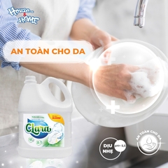 Nước rửa chén Clara - Hương sữa gạo - can 3.8kg