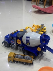 Đồ chơi ô tô mô hình xe bồn trộn bê tông cỡ lớn có nút quay nâng hạ hoạt động như thật kèm đèn nhạc cho bé