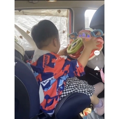 Đồ chơi vô lăng mô phỏng lái xe ô tô như thật với nhiều nút điều khiển kèm hiệu ứng đèn và âm thanh vui nhộn cho bé