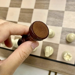 Bộ Cờ Vua Gỗ Sồi Nam Châm Gấp Gọn 2in1 Kèm Cờ Đam Cho Bé
