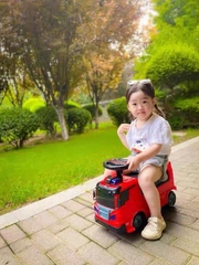 Xe chòi chân scooter thông minh biến dạng 2in1 mô phỏng ô tô cứu hoả có vòi phun nước, máy xúc cần cẩu cho bé