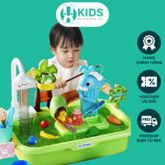 Đồ chơi bồn rửa chén đĩa hoa quả đa năng kèm trò câu cá có vòi nước tự động, cầu trượt xoắn ốc kèm vịt, cá voi cho bé