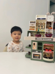 Đồ chơi nhà bếp loại mới Châu Âu cỡ lớn cao 42cm đầy đủ hiệu ứng khói vòi nước kèm nhiều phụ kiện nấu ăn hoa quả cho bé