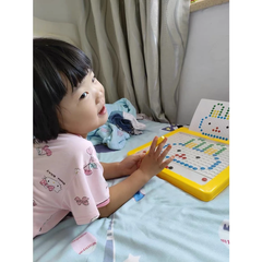 Bảng Vẽ Xếp Hình Nam Châm Cho Bé 30x30cm – Ghép Hạt Theo Mẫu, Rèn Tư Duy Sáng Tạo