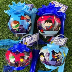 Đèn lồng trung thu dạng tròn có mái kép truyền thống